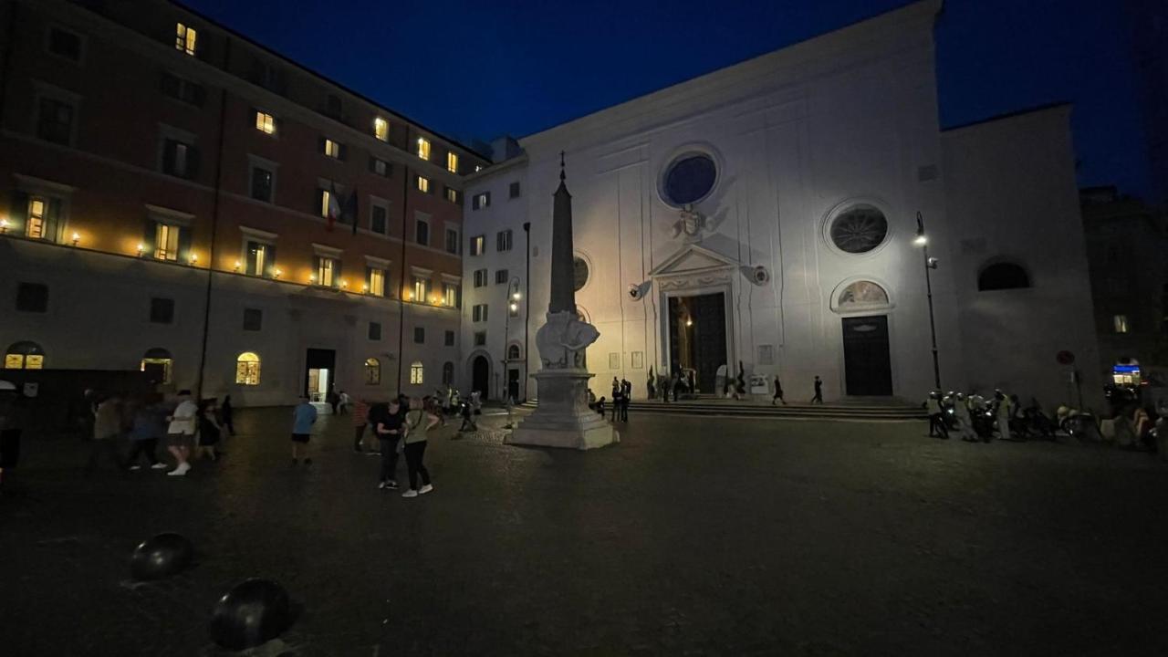 Ele Suites Pantheon Rome Bagian luar foto